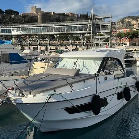 Bateau Familial - Port De Botel *