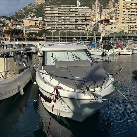 Unique Family Boat Stay In Monaco * モンテ・カルロ